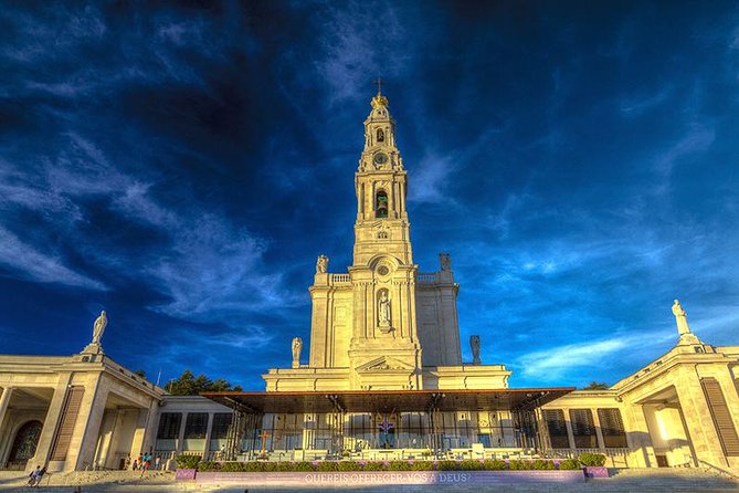 From Lisbon: Fatima Batalha Nazare & Obidos Small Group Day Trip - What this day trip actually covers
