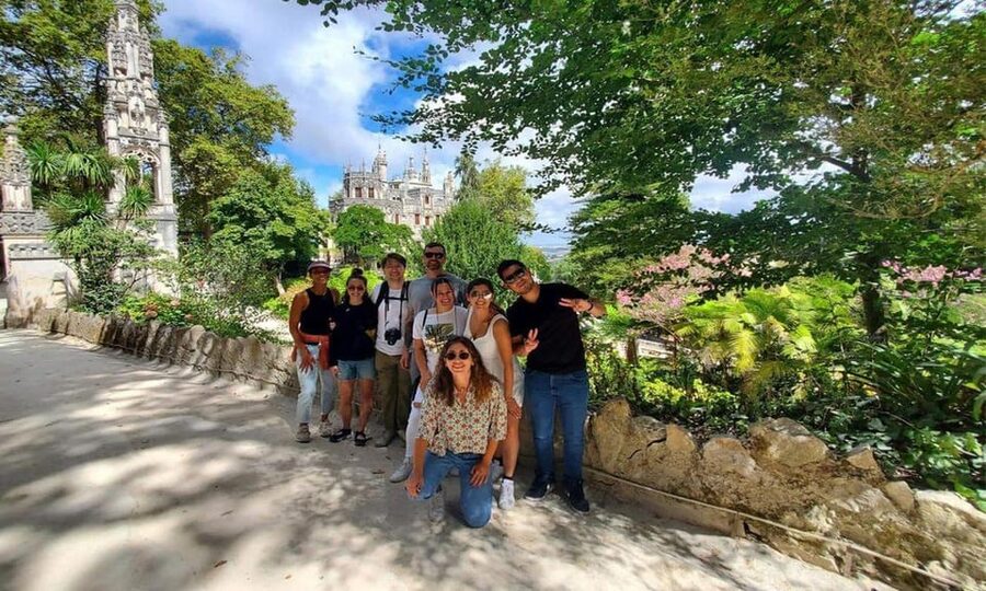 From Lisbon: Sintra, Pena Palace and Regaleira Day Trip - The drawbacks you should weigh
