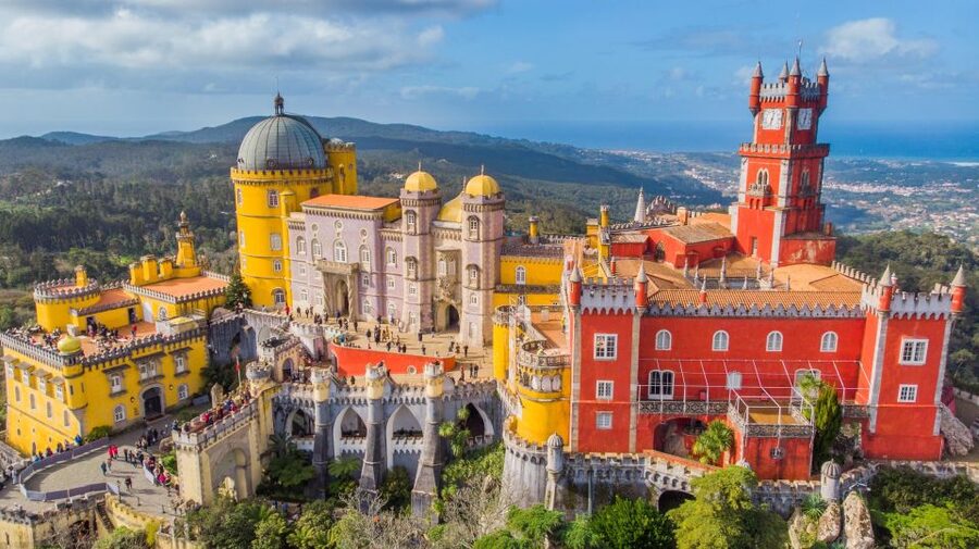From Lisbon: Sintra Sights, Cabo da Roca, & Cascais Day Trip - What the guides add