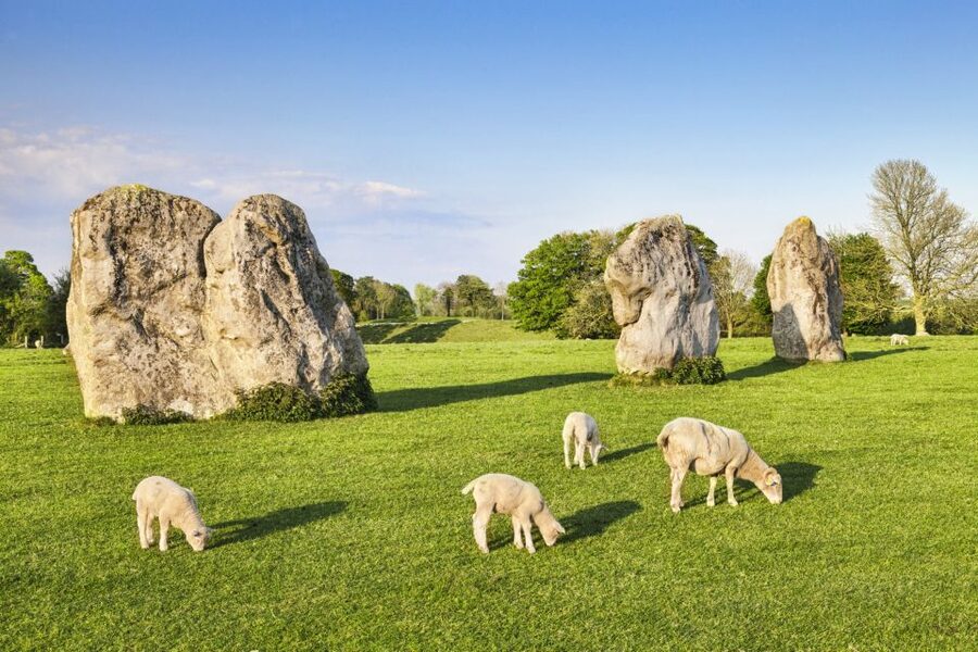 From London: Bath, Avebury and Lacock Village Day Trip - Why this western England day trip works