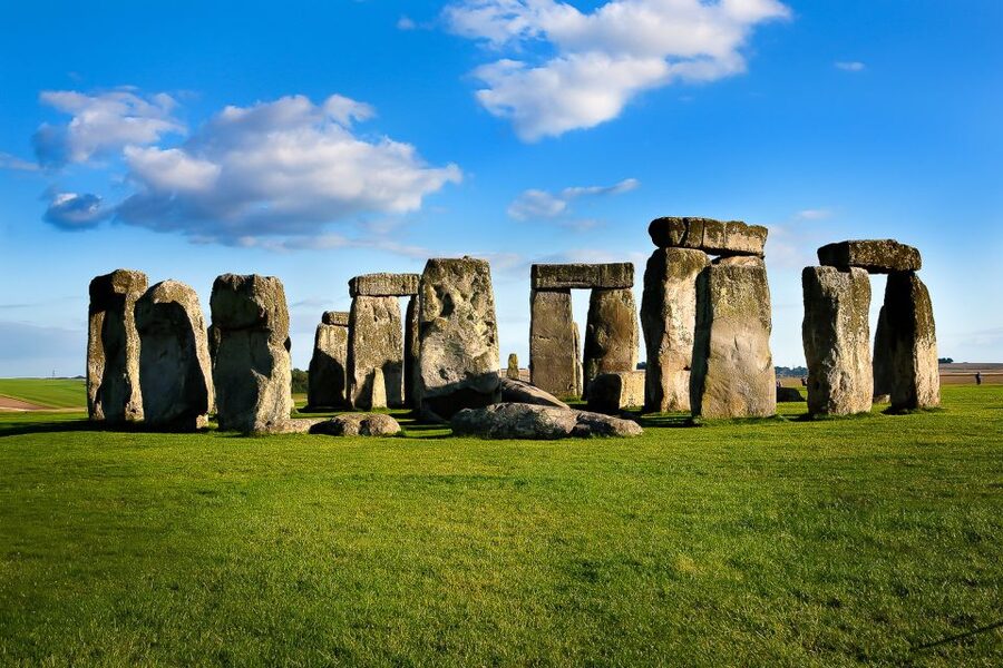 From London: Stonehenge and Bath Day Trip with Ticket - Should you book it?