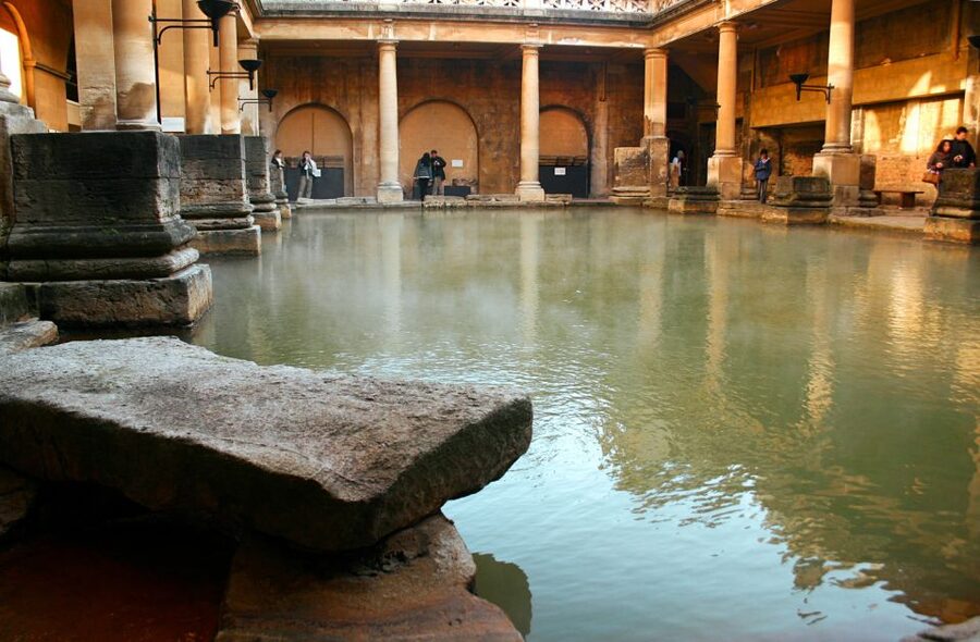 From London: Stonehenge and Bath Private Full-Day Trip - What the nine-hour schedule really means
