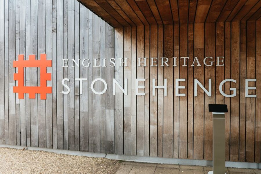 From London: Stonehenge & Roman Baths Full-Day Trip - Stonehenge and the mystery of the stones