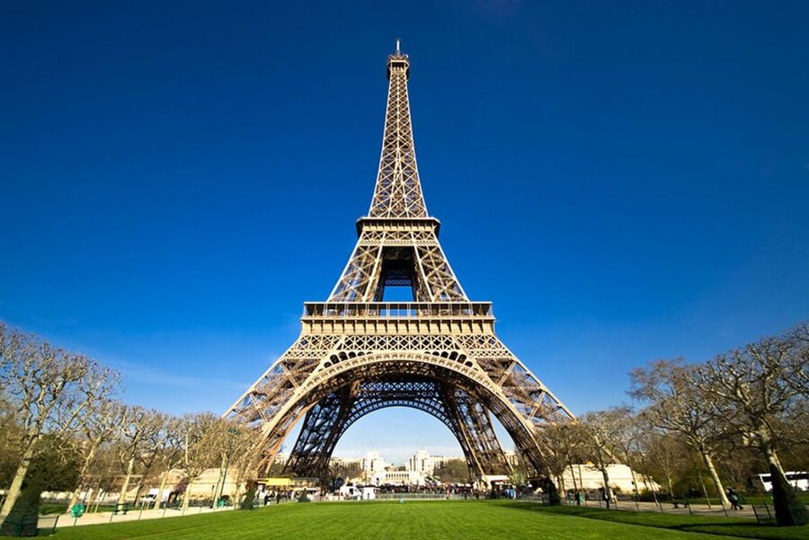 From London: Unescorted Day Trip to Paris - The Seine cruise gives you a quick city orientation