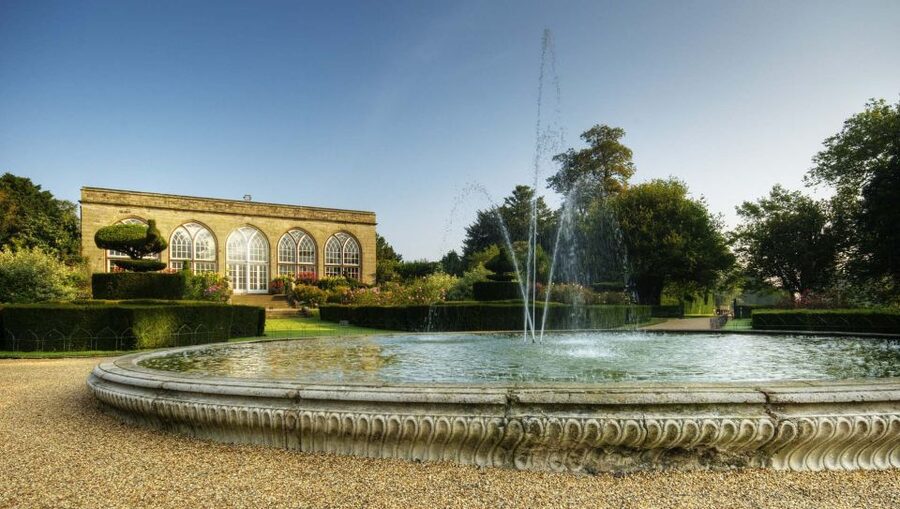 From London: Warwick Castle Day Trip by Rail - Gardens, views, and open-air space