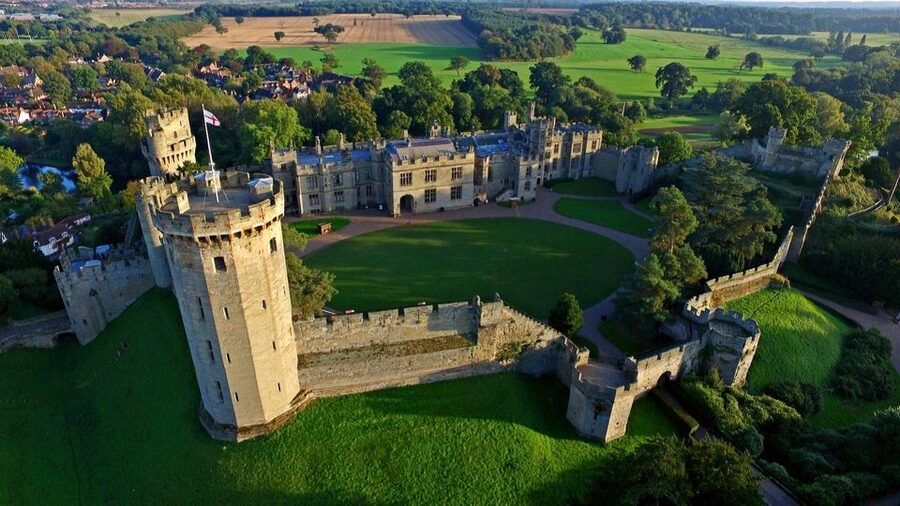 From London: Warwick Castle Day Trip by Rail - How much time you need at the castle