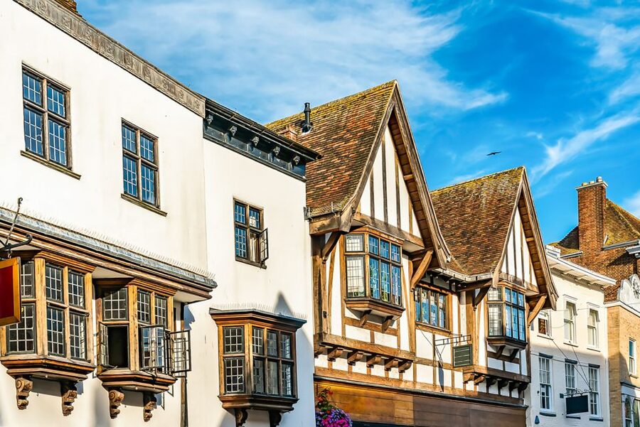 From London: White Cliffs of Dover and Canterbury Day Trip - The guide can shape the whole day