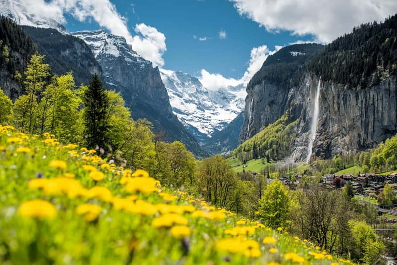 From Lucerne: Day Trip to Grindelwald & Lauterbrunnen - Grindelwald and the Eiger, Mönch, and Jungfrau