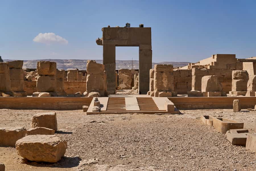 From Luxor: Day Trip to Dendera & Abydos Temples with Guide - Lunch and dinner are useful, but do not overvalue them