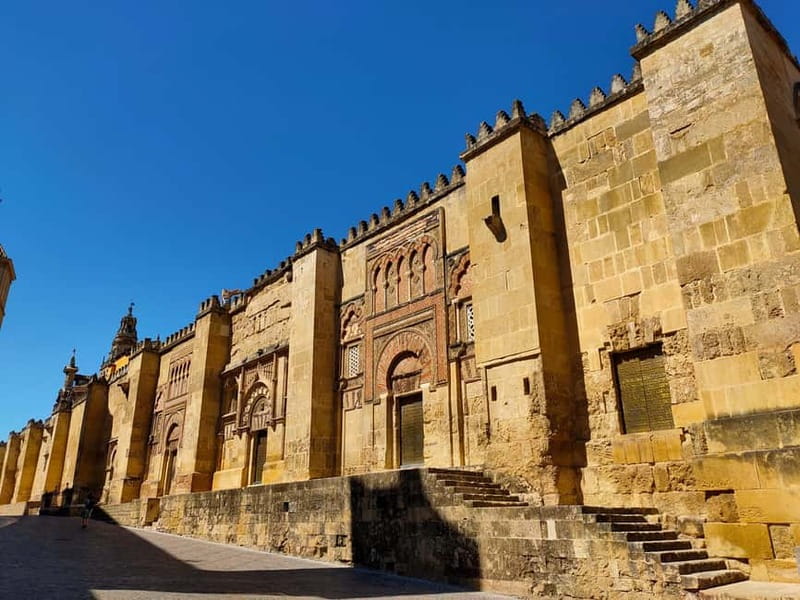 From Madrid: Cordoba and Mosque Day Trip by High-Speed Train - Making good use of the two-hour free period