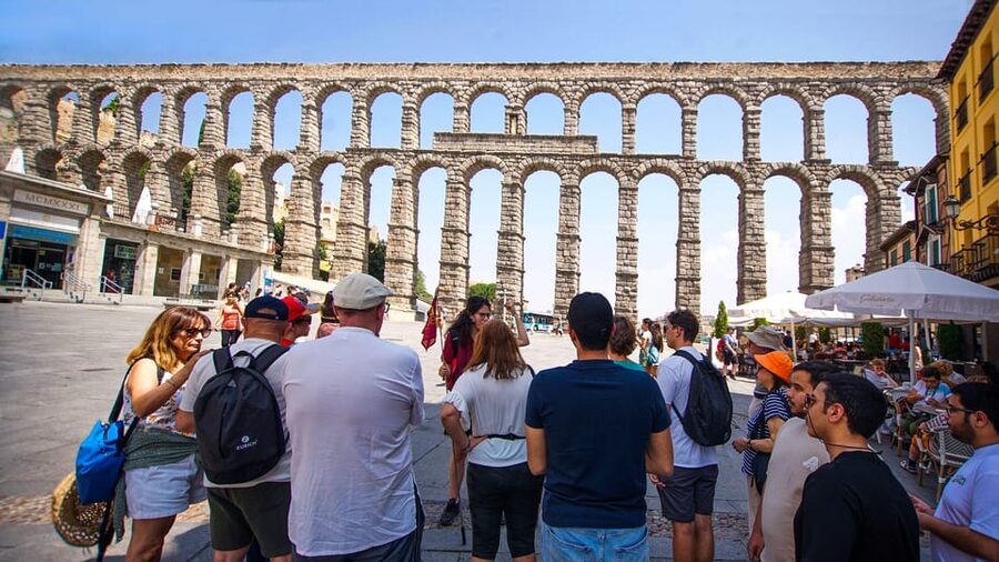 From Madrid: Guided Day Trip to Segovia, optional Alcázar - Why Segovia makes a smart day trip from Madrid