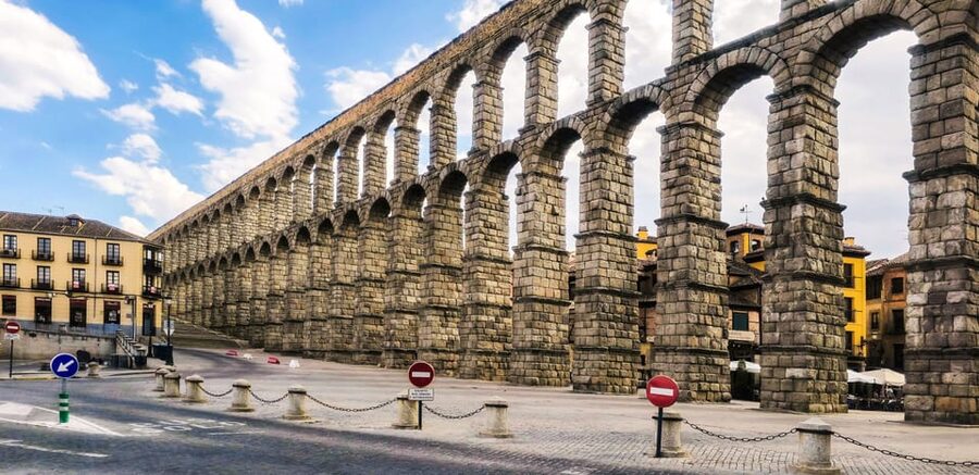 From Madrid: Guided Day Trip to Segovia, optional Alcázar - Who should book this Segovia day trip?