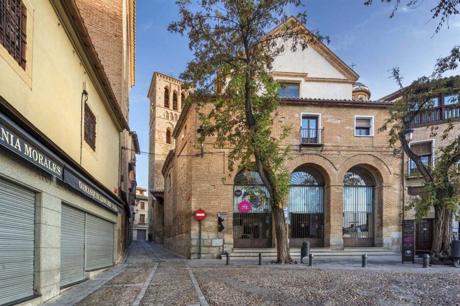 From Madrid: Private Highlights of Toledo Guided Day Trip - Toledo Cathedral and the cost of going inside