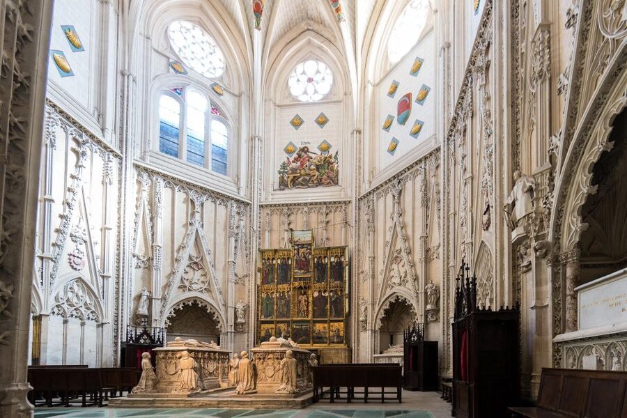 From Madrid: Private Highlights of Toledo Guided Day Trip - The drive from Madrid in a private vehicle