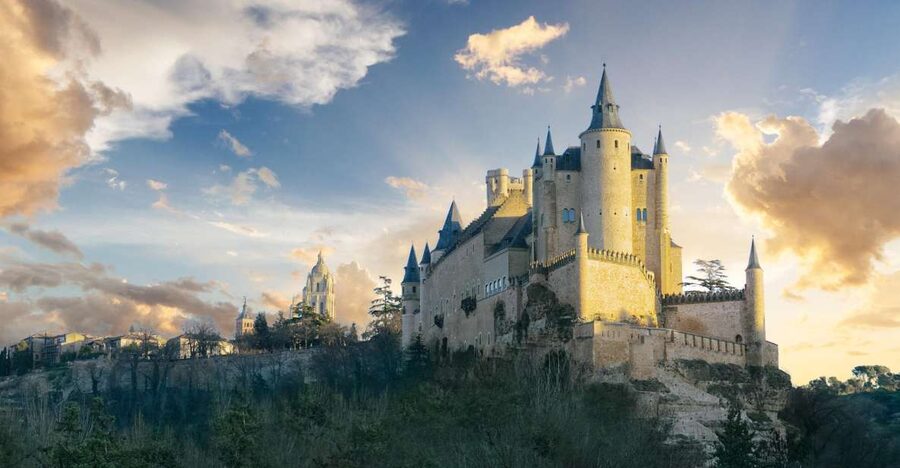 From Madrid: Segovia & Avila Day Trip with Optional Tickets - Two great Castilian cities in one day