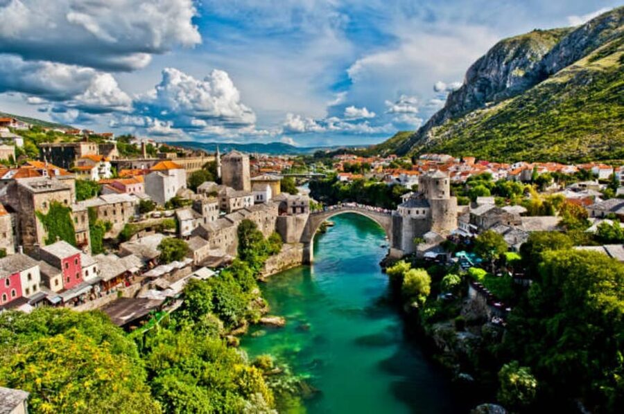 From Makarska: Mostar Day Trip - Three hours among shops, mosques, and churches