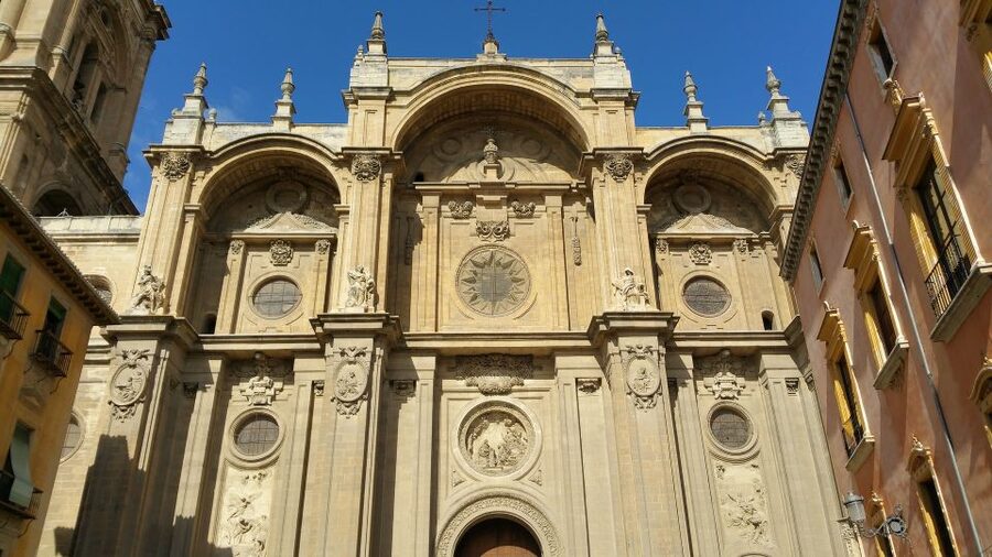 From Malaga and Costa Del Sol: Granada Day Trip - Should you book the Granada day trip?