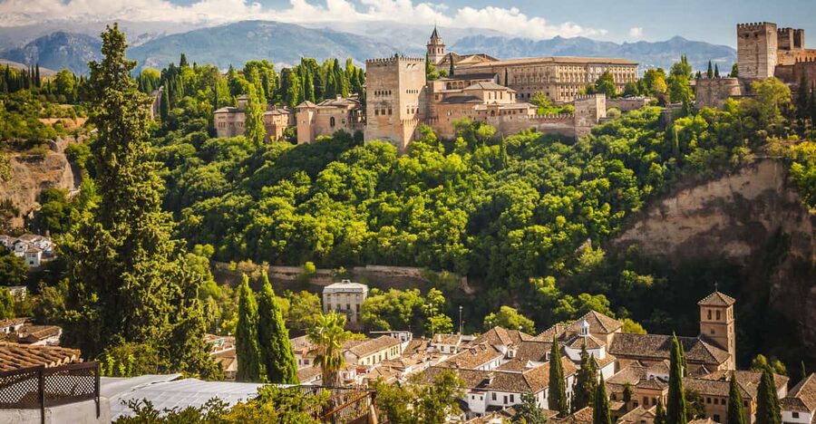 From Malaga: Day Trip to Alhambra by Bus with Entry Tickets - The Malaga meeting point and two-hour coach ride