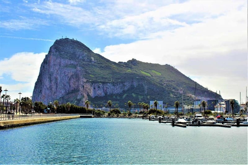 From Málaga: Gibraltar Day Trip - Crossing into Gibraltar with the right documents