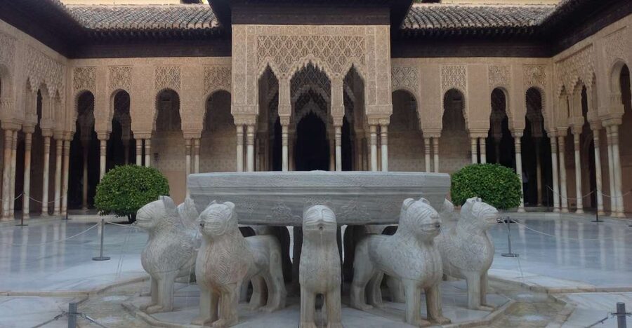From Malaga: Granada Full-Day Trip with Alhambra - Granada before the Alhambra