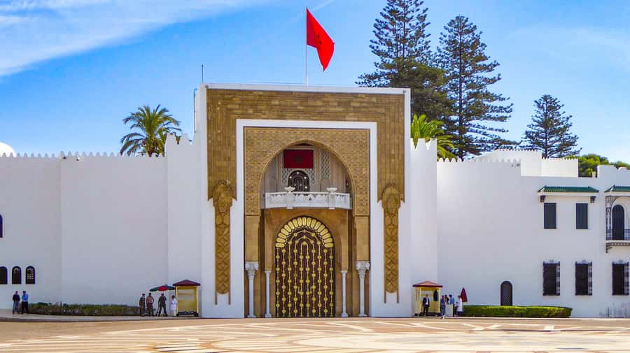 From Málaga: Morocco Day Trip with Tour Guide and Lunch - Why Tetouan makes a good first taste of Morocco