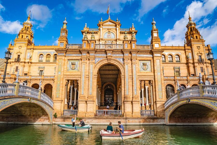From Malaga: Seville Day Trip and Optional Monument Tickets - Puerta de Jerez and the start of your free time