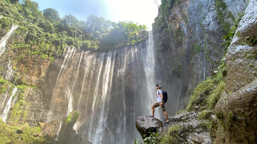 From Malang: Tumpak Sewu Waterfall Day Trip (Sharing) - Goa Tetes adds a second wet adventure