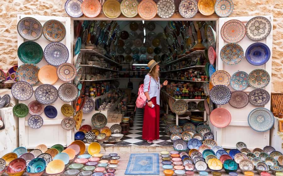 From Marrakech: Essaouira Day Trip with Hotel Pickup - Goats in the argan trees