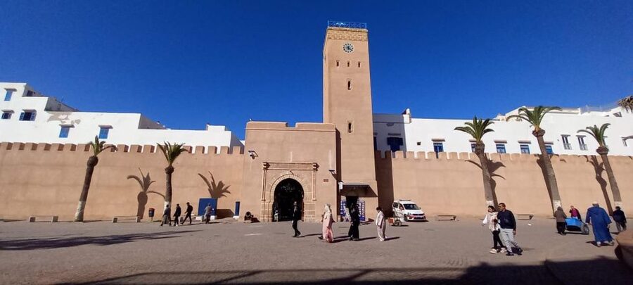 From Marrakech: Small Group To Essaouira & Medina Day Trip - Walking Essaouira’s Portuguese-influenced medina