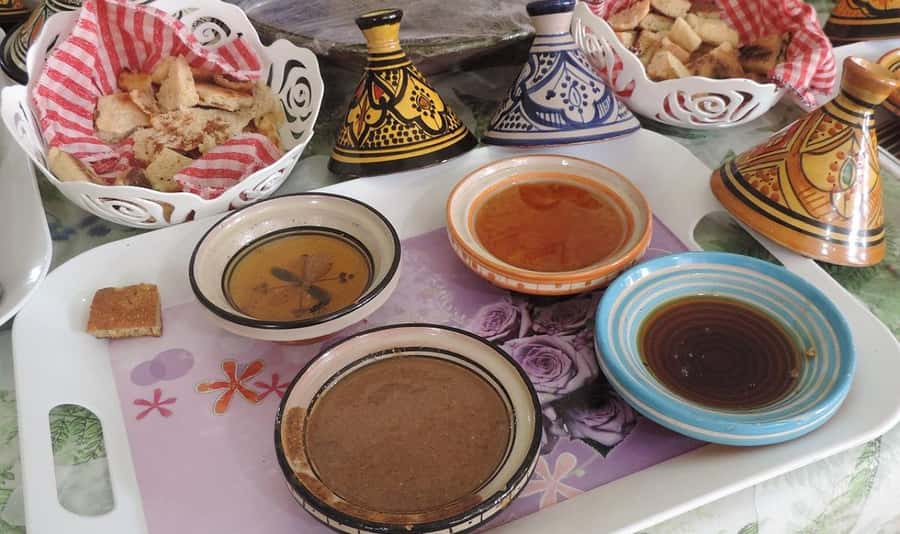 From Marrakech: Small Group to Essaouira & Sekkala Day Trip - Entering the Essaouira Medina