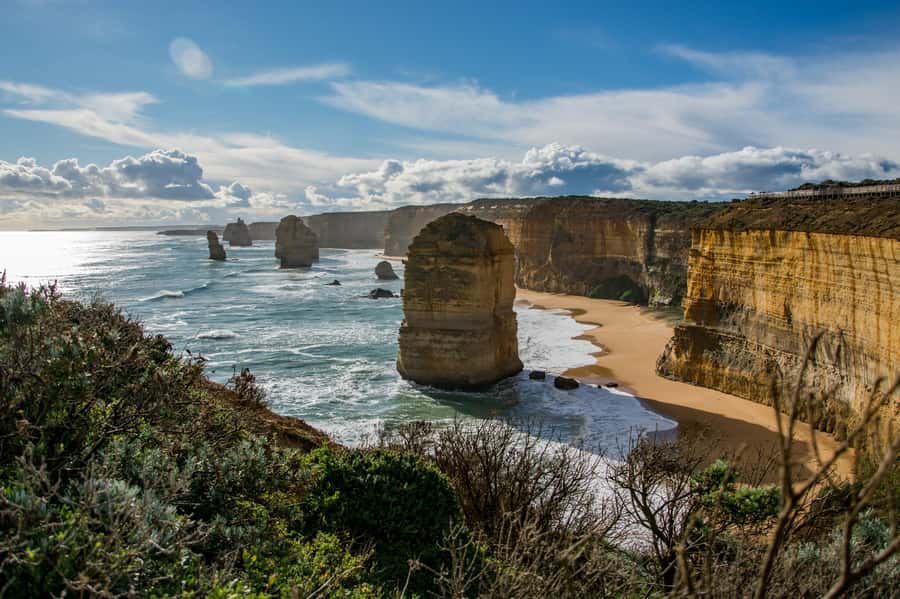 From Melbourne: Reverse Great Ocean Road Day Trip with Lunch - Riding the Great Ocean Road back toward Apollo Bay