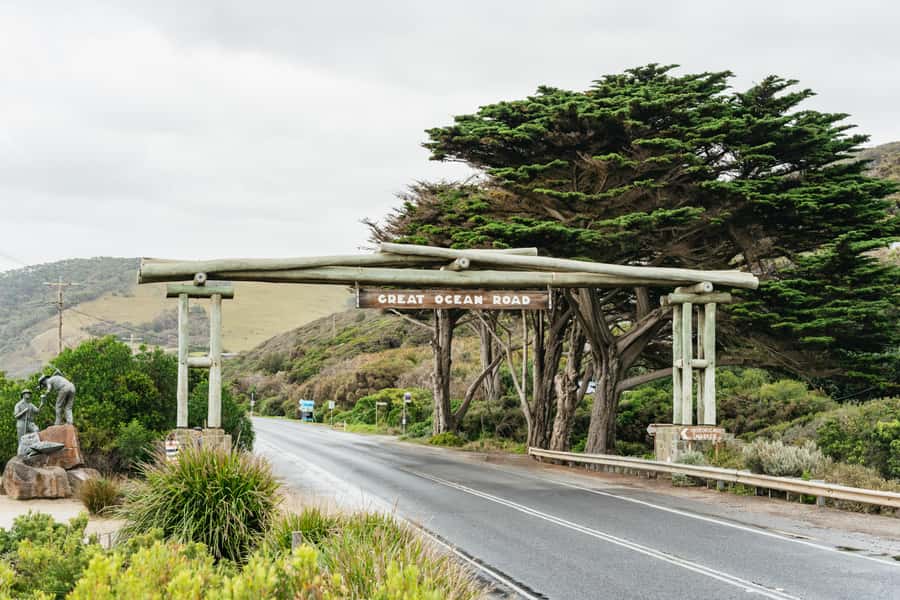 From Melbourne: Small-Group Great Ocean Road Day Trip - The guide can make or break the day