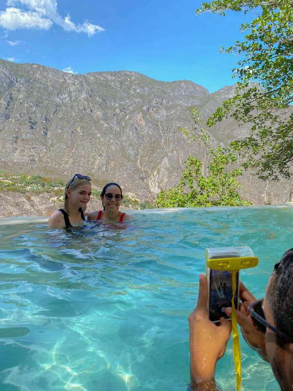 From Mexico City: Tolantongo Hot Springs Day Trip with Guide - A local café stop after 2.5 hours