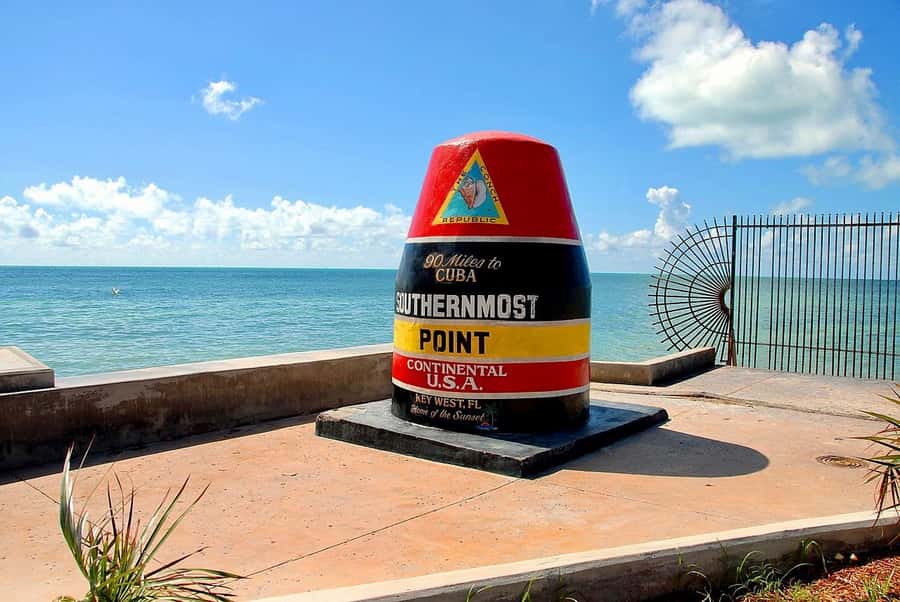 From Miami: Key West Day Trip with Narration - Six hours to make Key West your own