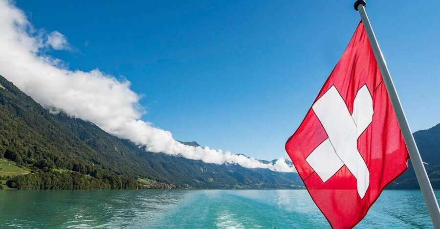 From Milan: Interlaken & Swiss Alps Day Trip - Leaving Milan early for the Swiss border