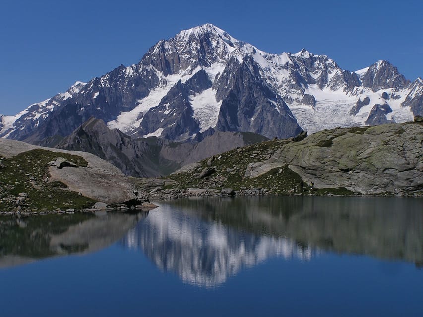 From Milan: Monte Bianco and Courmayeur Day Trip - Courmayeur, the Italian gateway to Mont Blanc