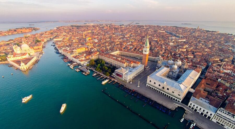 From Milan: Venice City Highlights Guided Day Trip - The three-hour ride from Milan