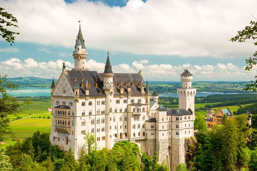 From Munich: Neuschwanstein Castle Full-Day Trip by Van - Why the small van makes this Munich day trip work