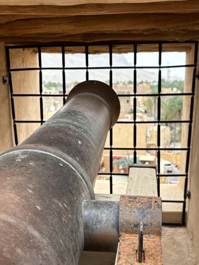 From Muscat: Nizwa and Jebel Shams Day Trip - Jebel Shams and the Grand Canyon Viewpoint