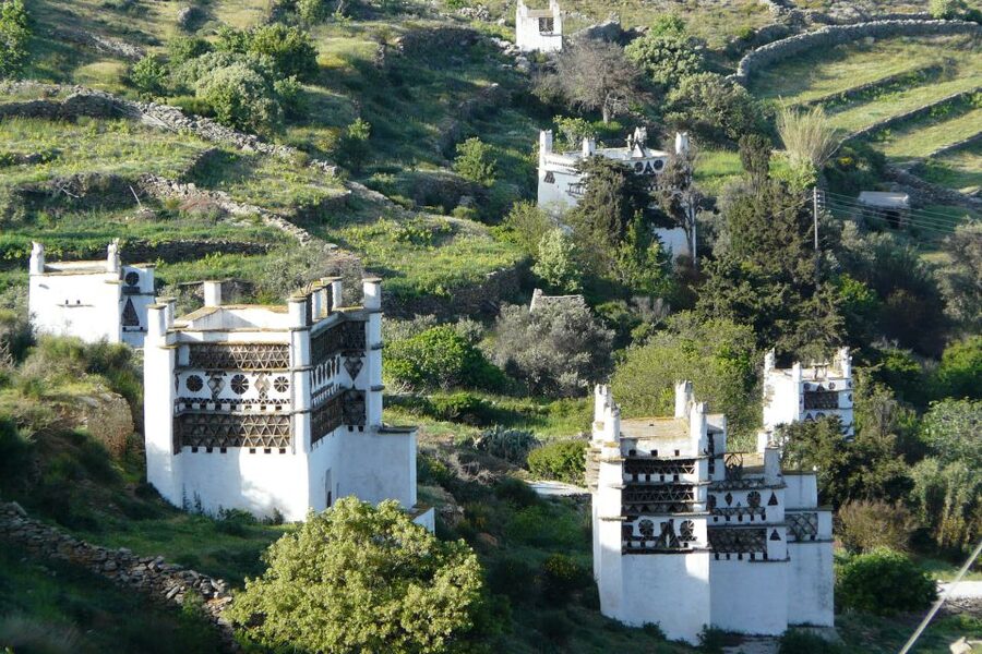 From Mykonos: Full-Day Trip to Tinos Island - The pigeon houses and Tinos’s unusual stonework