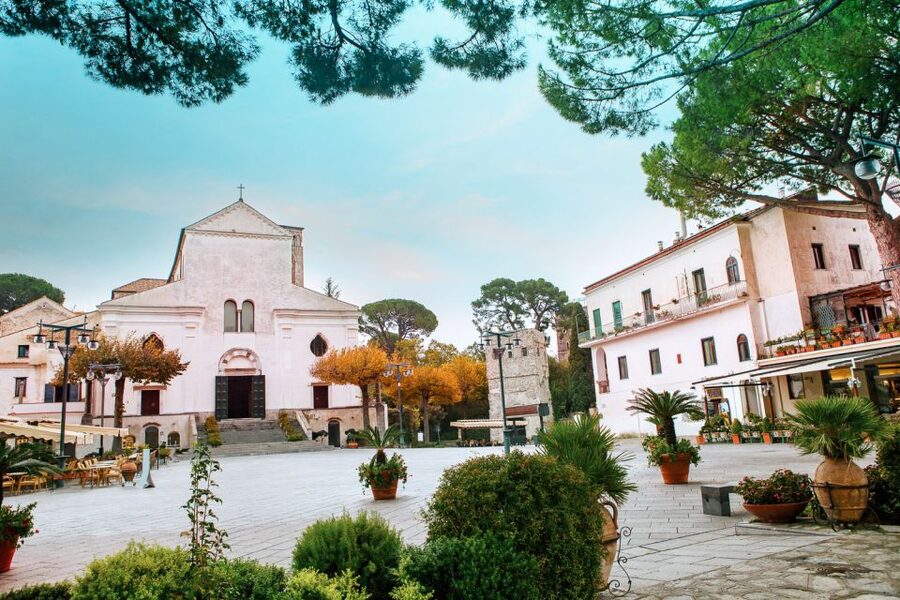 From Naples: Amalfi Coast Day Trip with Driver - Eight hours means making firm choices