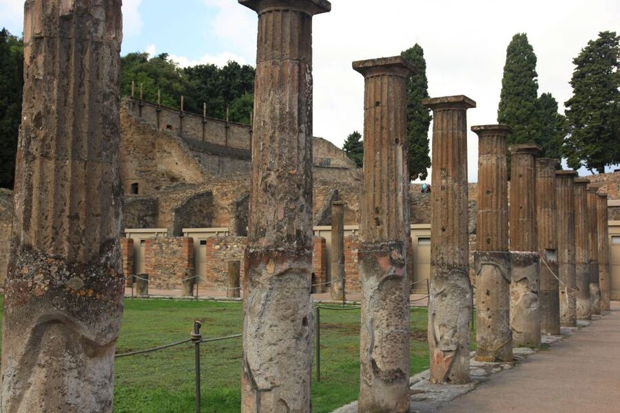 From Naples: Herculaneum, Mount Vesuvius & Pompeii Day Trip - Should you book it?