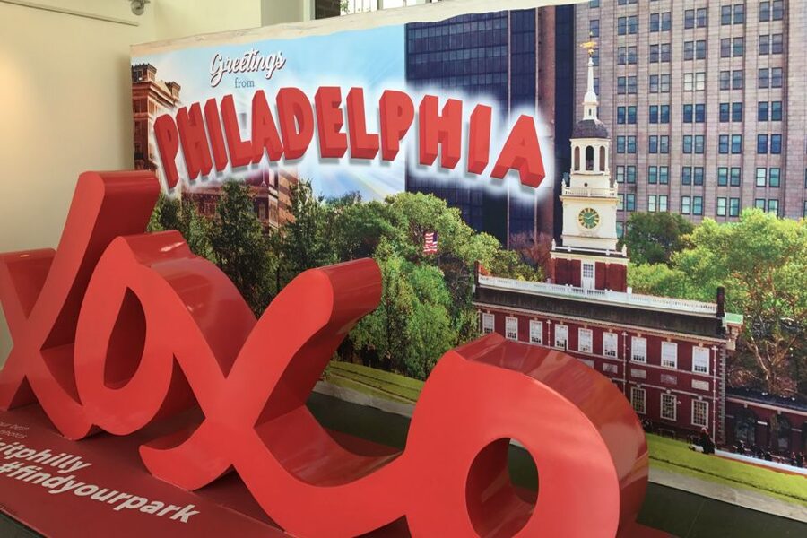 From New York City: Philadelphia & Amish Community Day Trip - Lunch, shopping, and free time in Lancaster