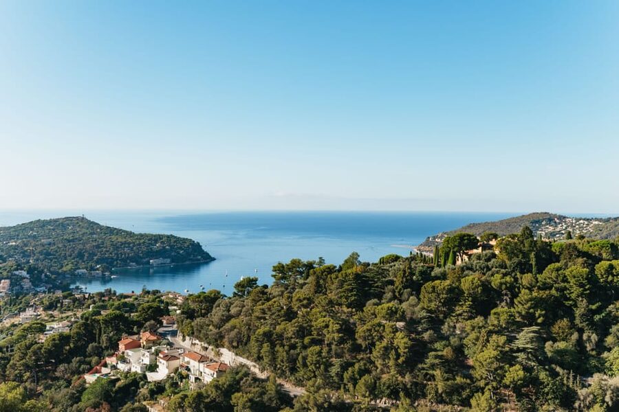From Nice: Eze, Monaco, & Monte-Carlo Half-Day Trip - Timing, transport, and the shared versus private choice