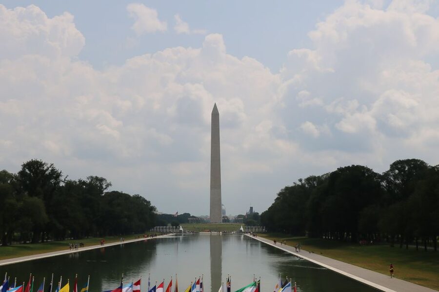 From NYC: Guided Day Trip to Washington DC by Van or Bus - The return journey and the Manhattan night view