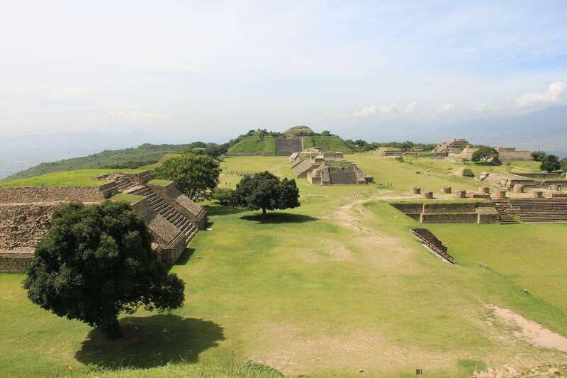 From Oaxaca: Monte Alban, Alebrijes & Black Clay Day Trip - Guides are the strongest part of the experience