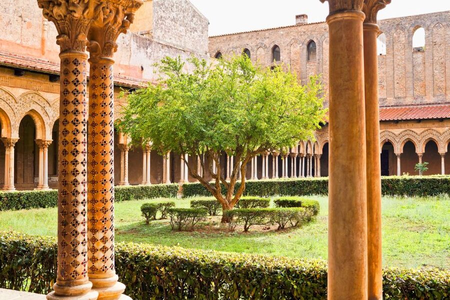 From Palermo: Monreale and Cefalù Half-Day Trip - Monreale Cathedral and its gold mosaics