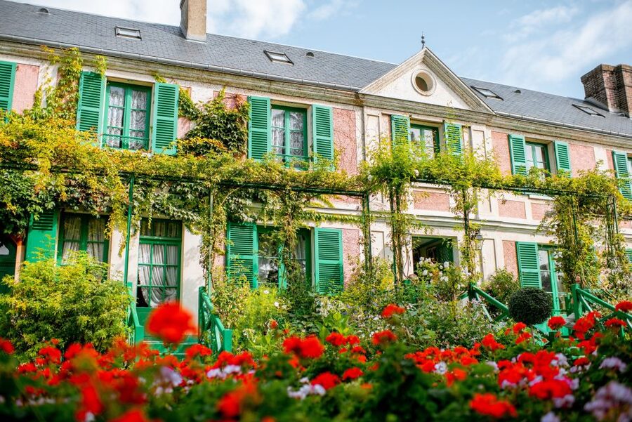 From Paris: Giverny and Versailles Palace Guided Day Trip - Leaving Paris for Monet’s Giverny