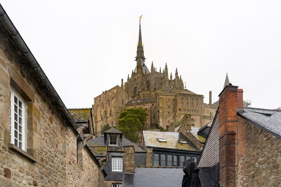 From Paris: Mont Saint Michel Day Trip with a Guide - Five things to know before you book