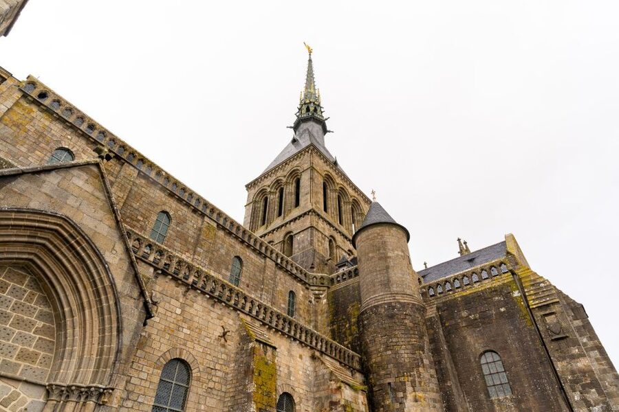 From Paris: Mont Saint Michel Day Trip with a Guide - Who should book this day trip